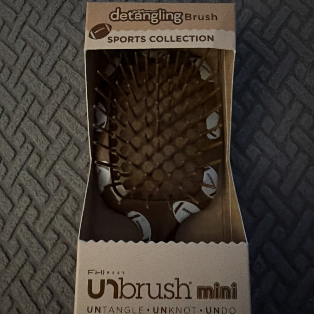FHI‎ Heat- UNbrush Mini Detangling Brush, Sports Collection-Football, NEW!